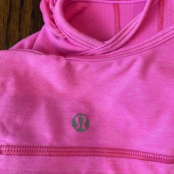 Lululemon Flow Y Tops, size 2 - Picture 4 of 5